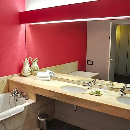 Hotel De France 3*